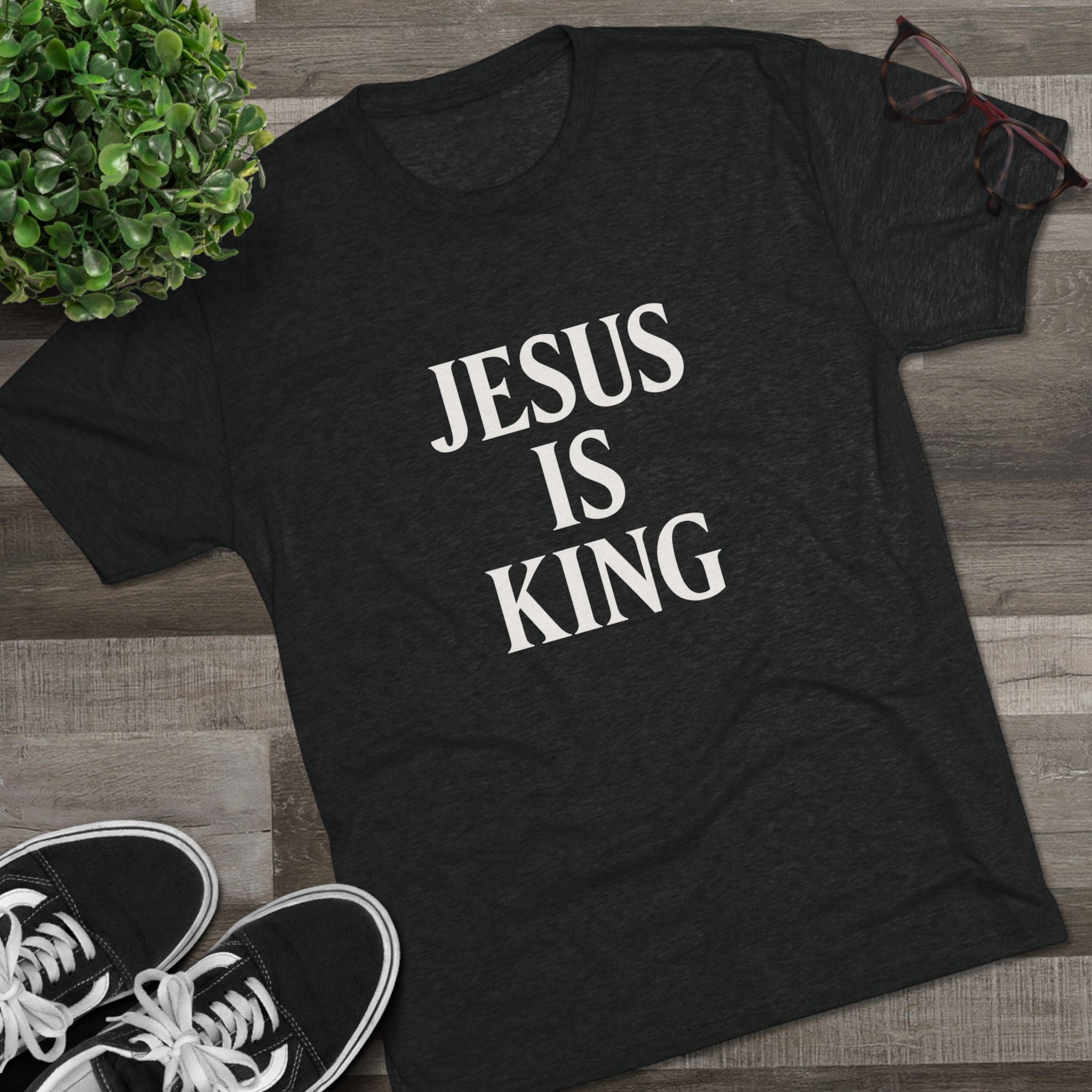 JESUS IS KING - BLACK TEE